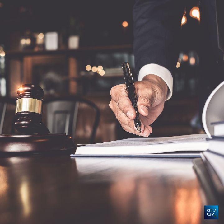 Develop your own bespoke software at a very competitive cost thanks to IT offshoring for your bespoke law firm and boost your business performance
